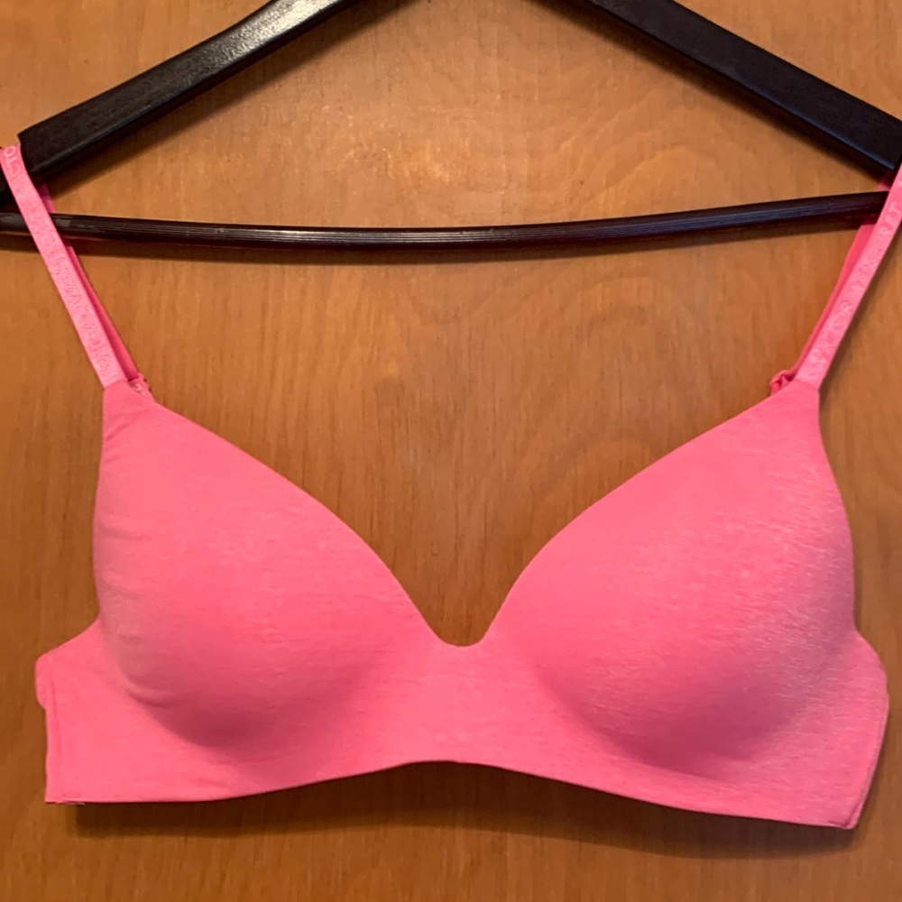 Victoria’s Secret T-shirt Bra